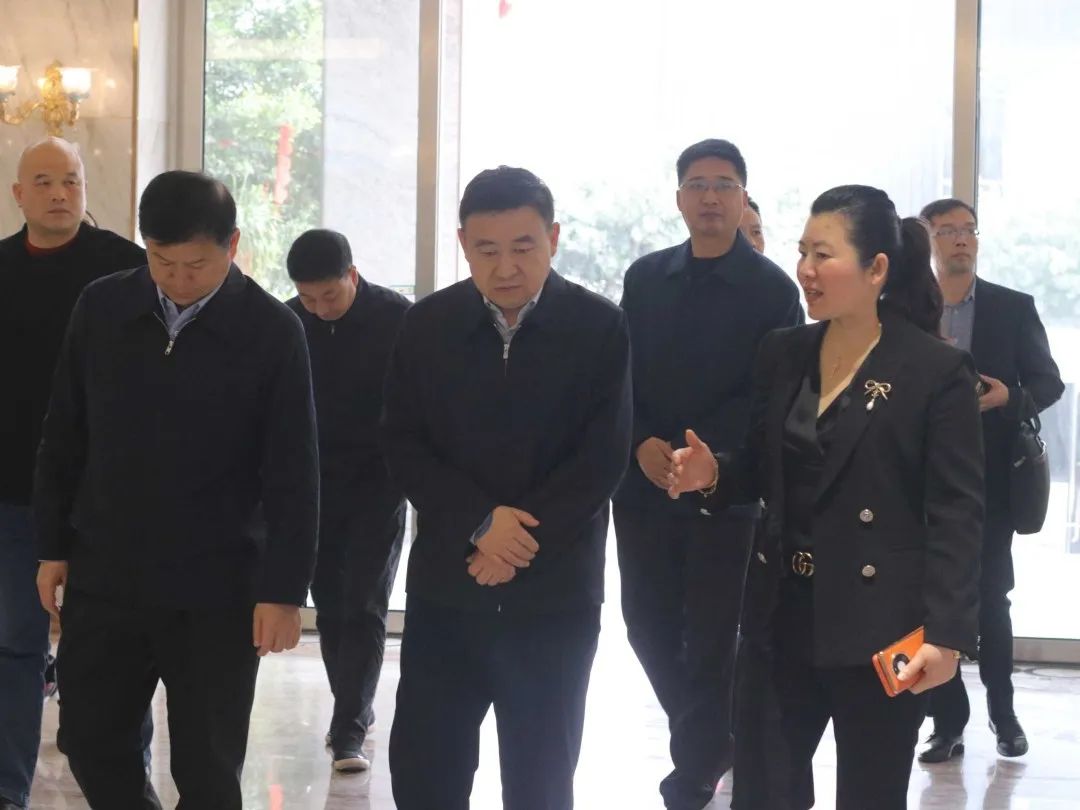 湖北十堰政协领导到访石立方，调研石材产业发展